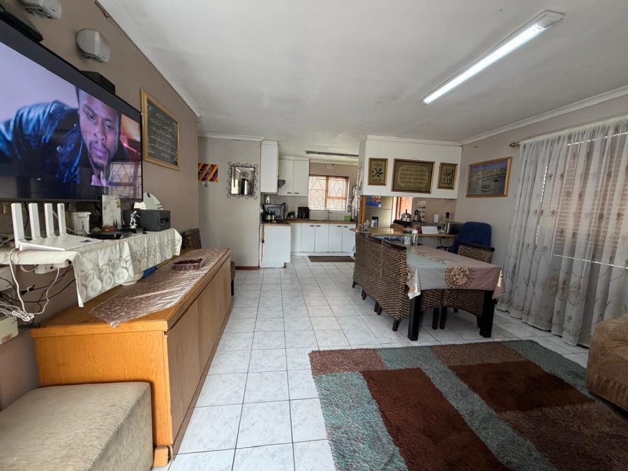 2 Bedroom Property for Sale in Hazendal Western Cape